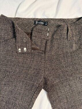 7th Avenue Suiting Collection – Petite 4 – Brown/Ivory Textured Dress Pants